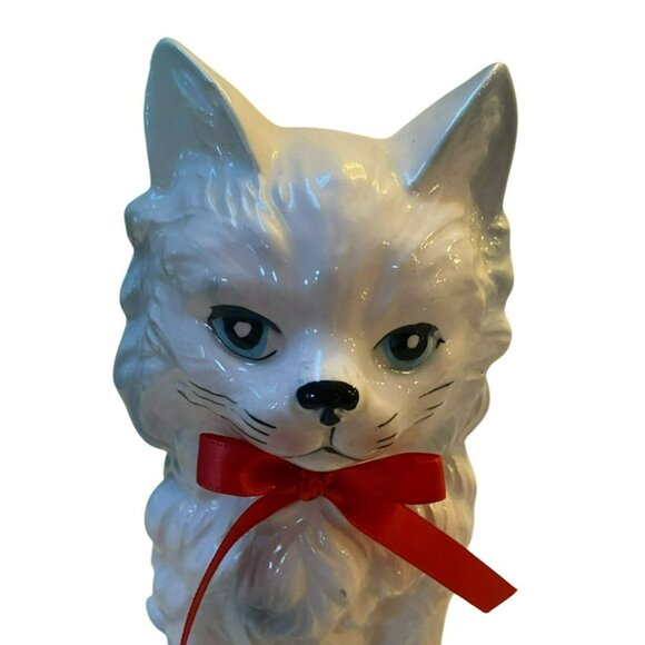 Vintage MCM White Ceramic Cat Planter With Red Ribbon Bow - Picture 2 of 6